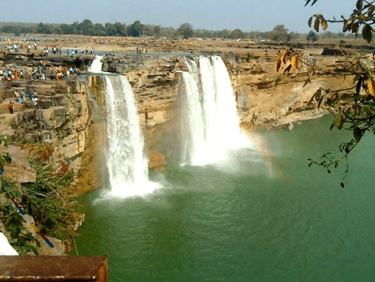 chitrakoot-waterfall